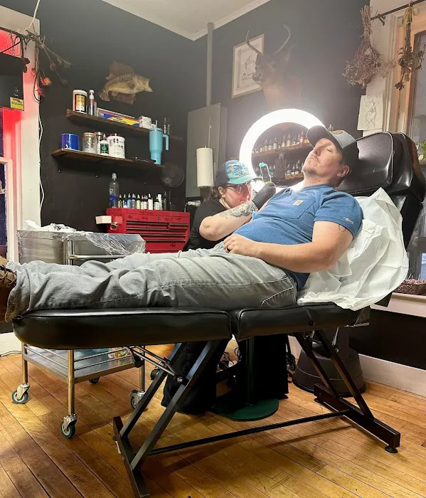 All The Things Tattoo Studio 4