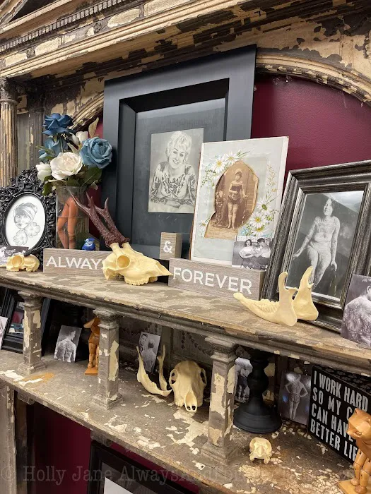 Always & Forever Tattoo Studio 7
