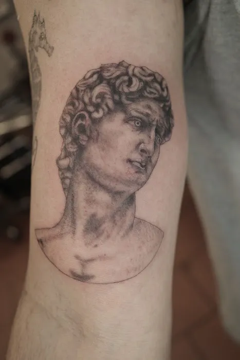 Hour Glass Tattoo Studios 7