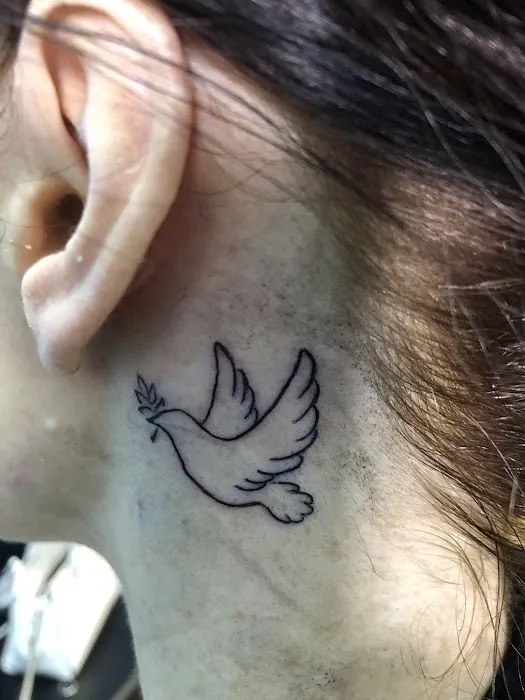 Chromatic Tattoo Studio & Body Piercing 4