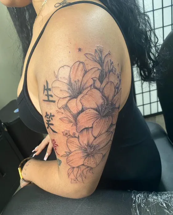 OJ INK Tattoo studio 6