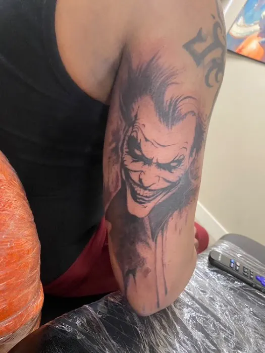 OJ INK Tattoo studio 5