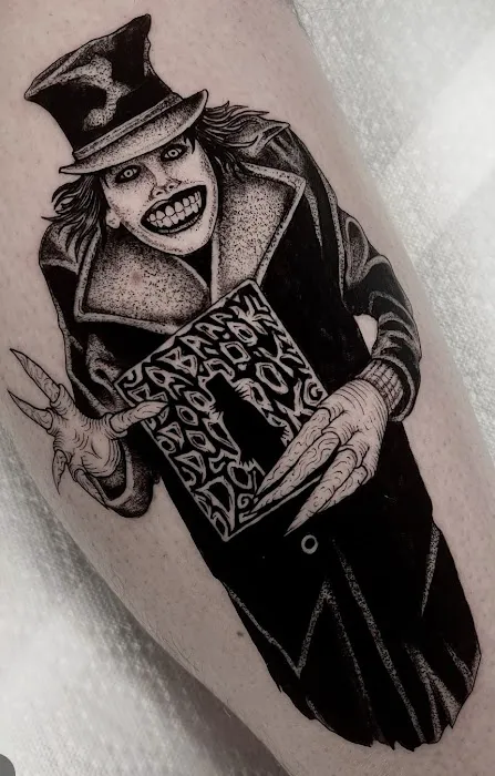 Violet Iron Tattoo Studio 3