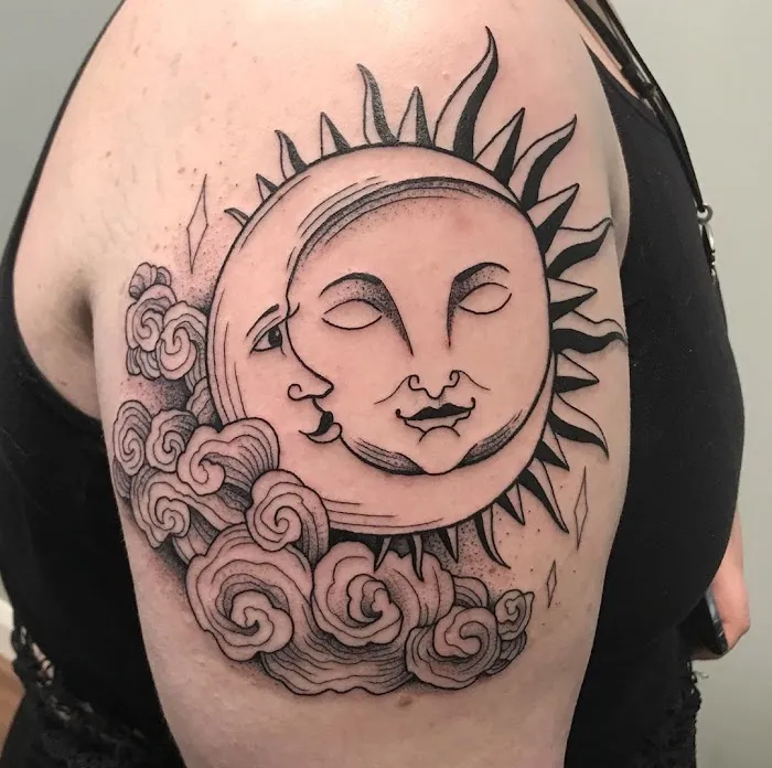 Lucky's Tattoo and Piercing 4