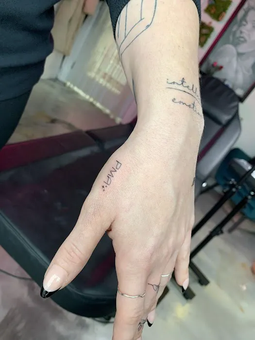LIV INK, LLC 0