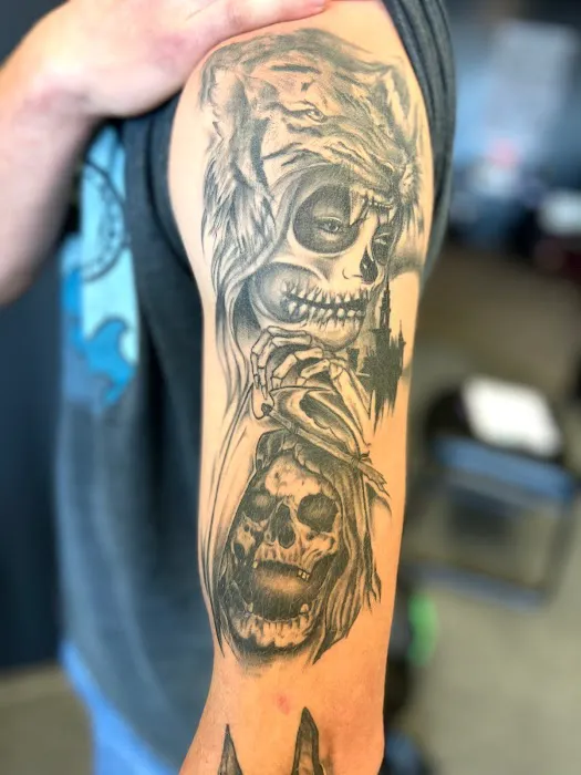 Saturn Tattoo 5