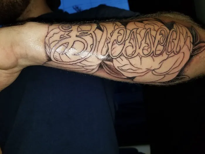 Uptown Ink Tattoo Parlor 1