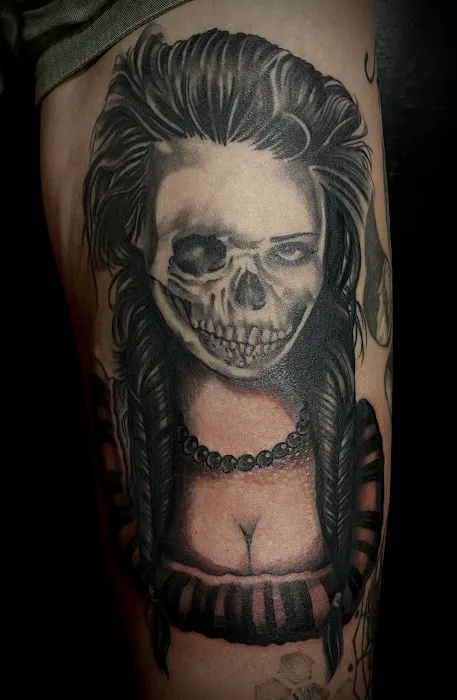 Old Gold Tattoo 0