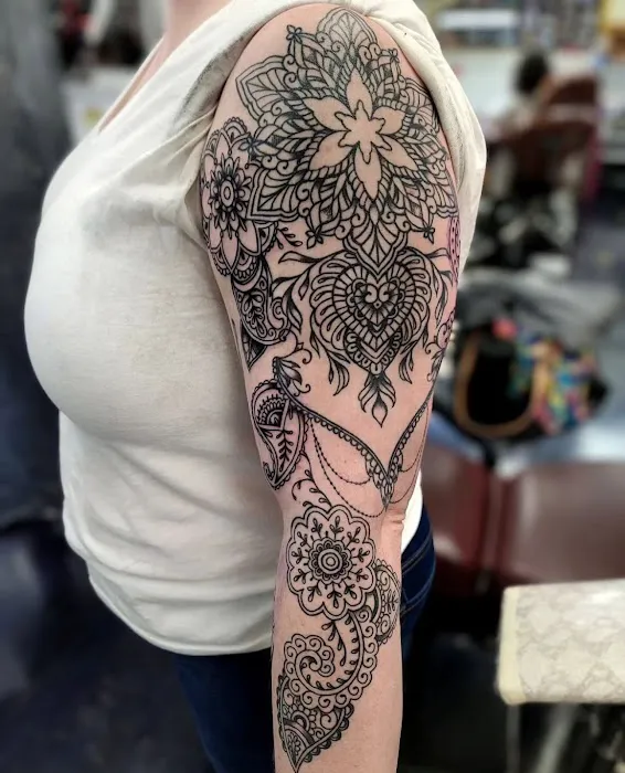 Parabellum Tattoo Studio 2