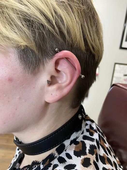 Black Cat Body Piercing 9
