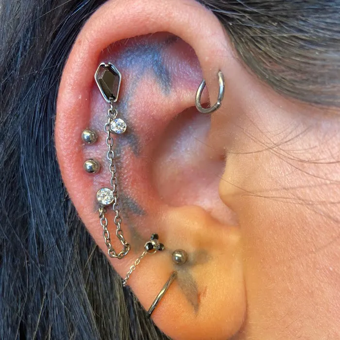 Black Cat Body Piercing 8