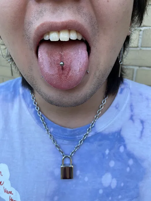 Black Cat Body Piercing 0