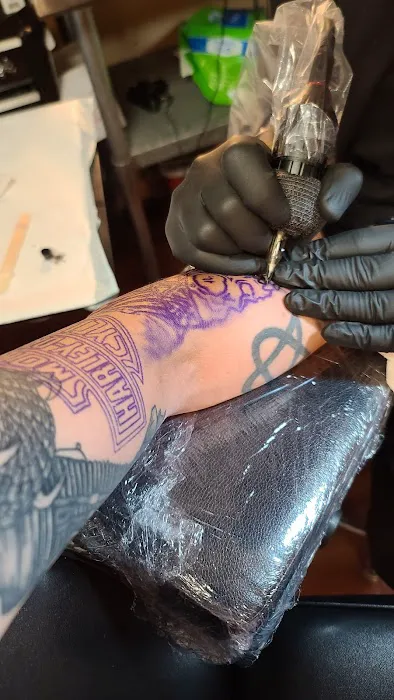 Thunder Tattoo Studio 5
