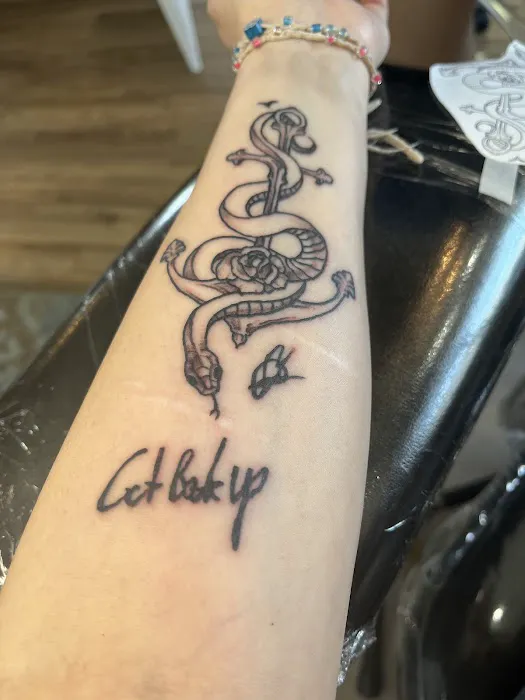 Gypsy Moon Custom Tattoo & Illustration 3