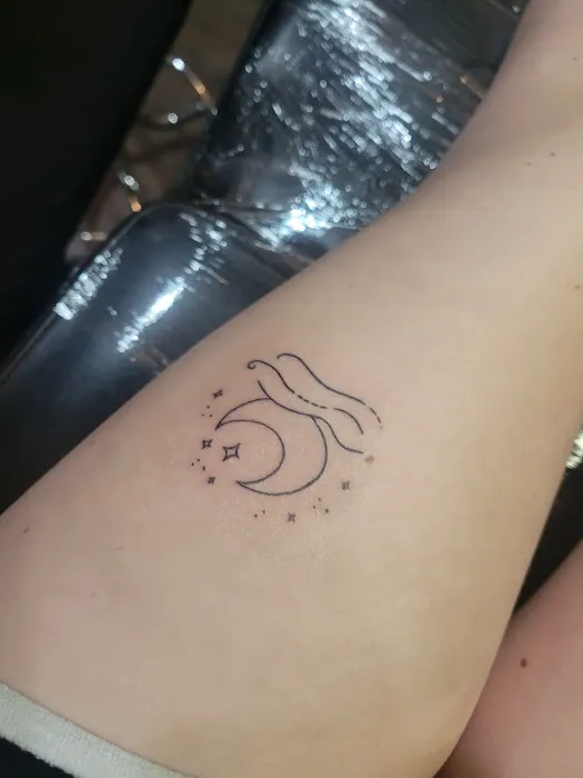 Gypsy Moon Custom Tattoo & Illustration 2