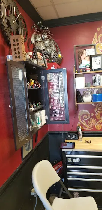 Machine Heads Tattoo Parlor 8
