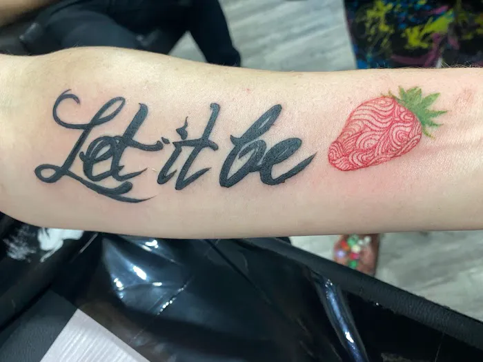 Royalty Tattooing 0