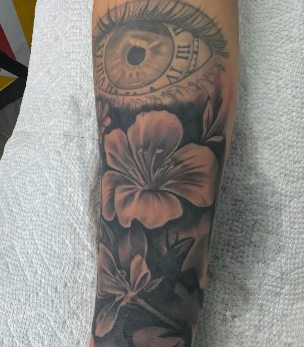 Skard4lyfeink Tattoo & Supply 8