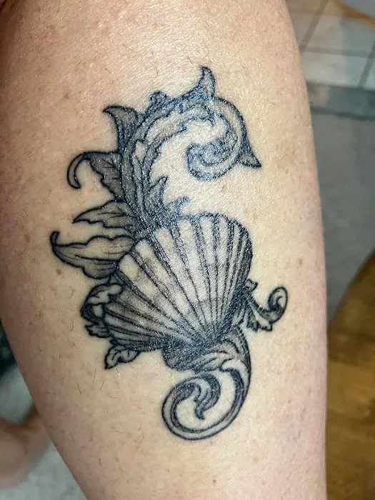 Forty-Six & 2 Tattoo Studio 2