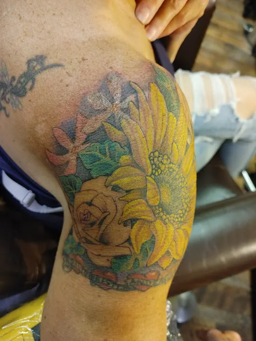 Ampersand Tattoo 3
