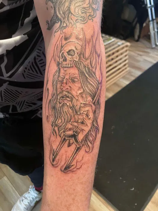 Ossipee Mountain Tattoo Co 8