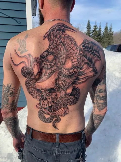 Mad Hatter's Tattoo Studio 4