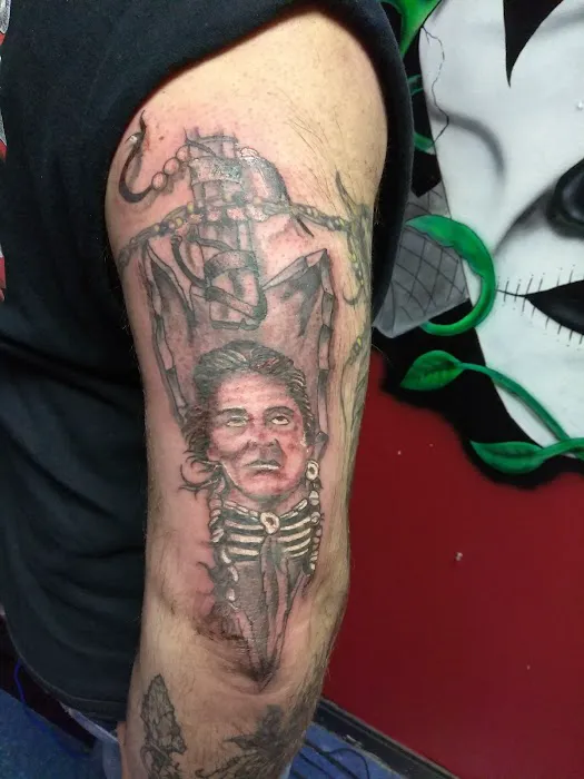 Bob's Tattoo Paradise 4