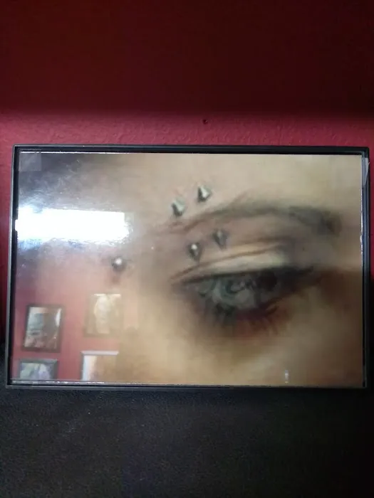 Bob's Tattoo Paradise 0