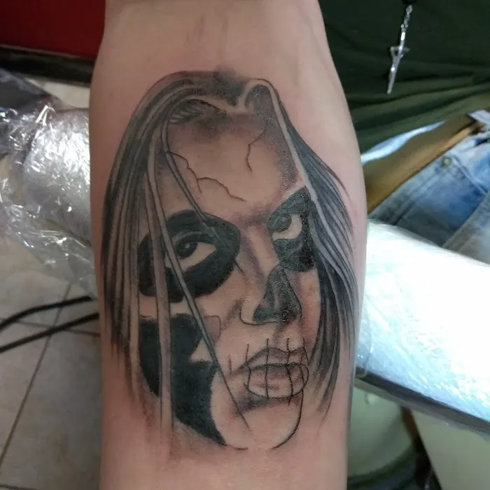 Bob's Tattoo Paradise 6