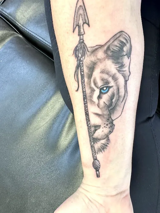 Bellevue Tattoo 0