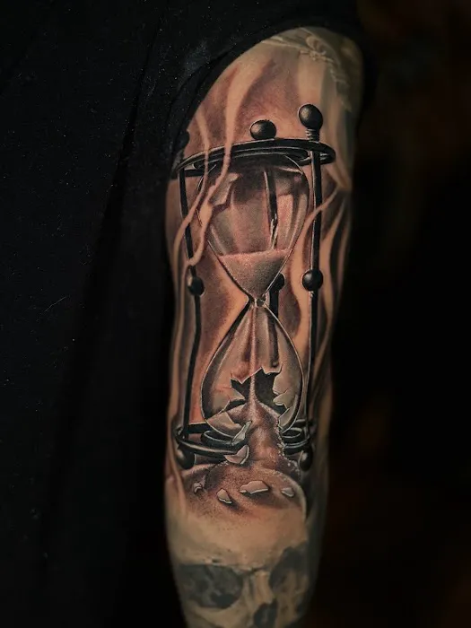 Moura Tattoo Studio 2