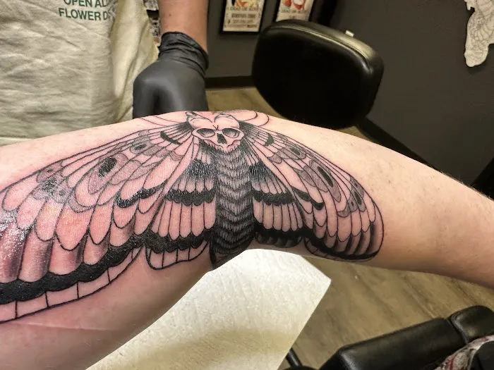 Intricate Ink Tattoo & Piercing 3