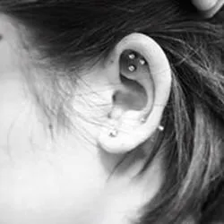 Medusa Body Piercing 7