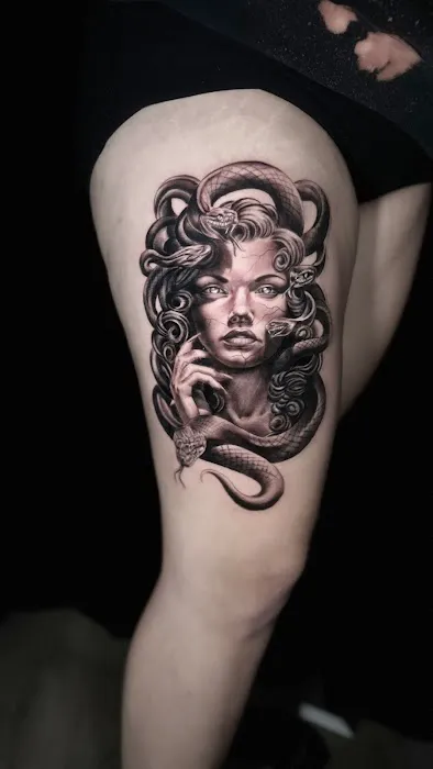 Simmer Tattoo Shop | Tattoo in Boston | Boston Tattoo Shops | Tattoo artists in Boston | Tattoo studio 4