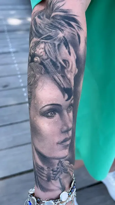 Simmer Tattoo Shop | Tattoo in Boston | Boston Tattoo Shops | Tattoo artists in Boston | Tattoo studio 6