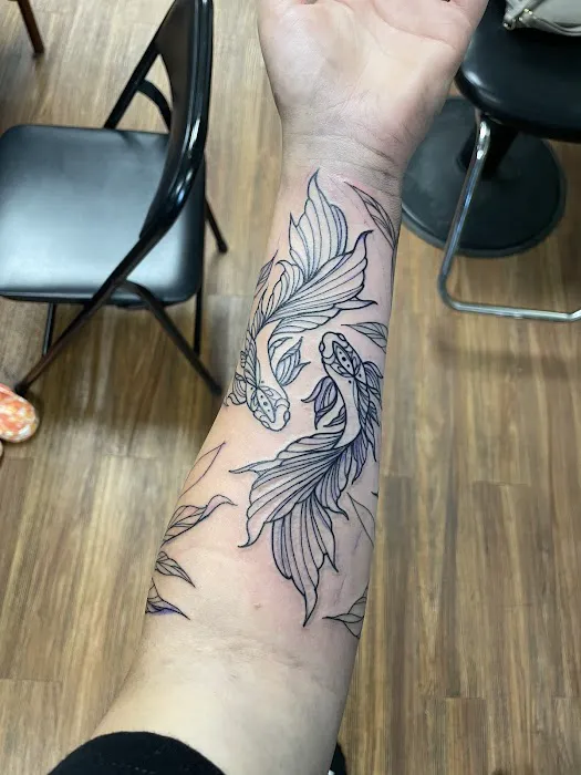 Physical Graffiti Tattoo Studio 7