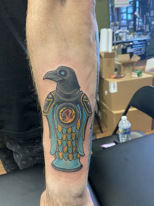 Physical Graffiti Tattoo Studio 8