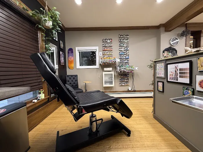Artemis Tattoo Studio 5