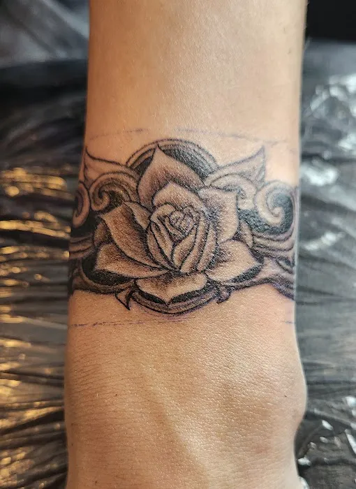 Skin Deep Tattoos LLC 4