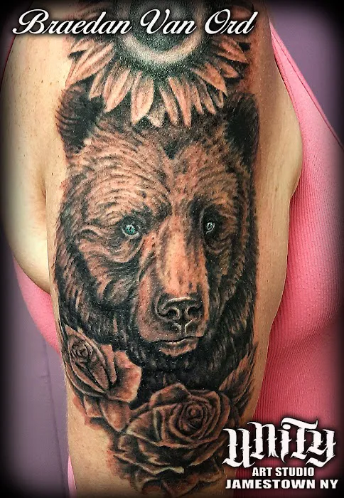 UNITY Tattoo & Art Studio 8