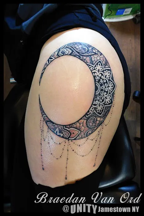 UNITY Tattoo & Art Studio 4