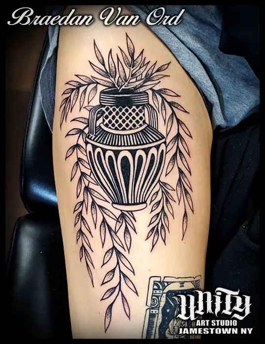 UNITY Tattoo & Art Studio 7