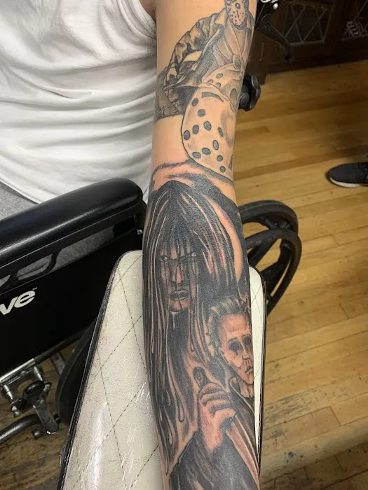 A K Tattoo 4