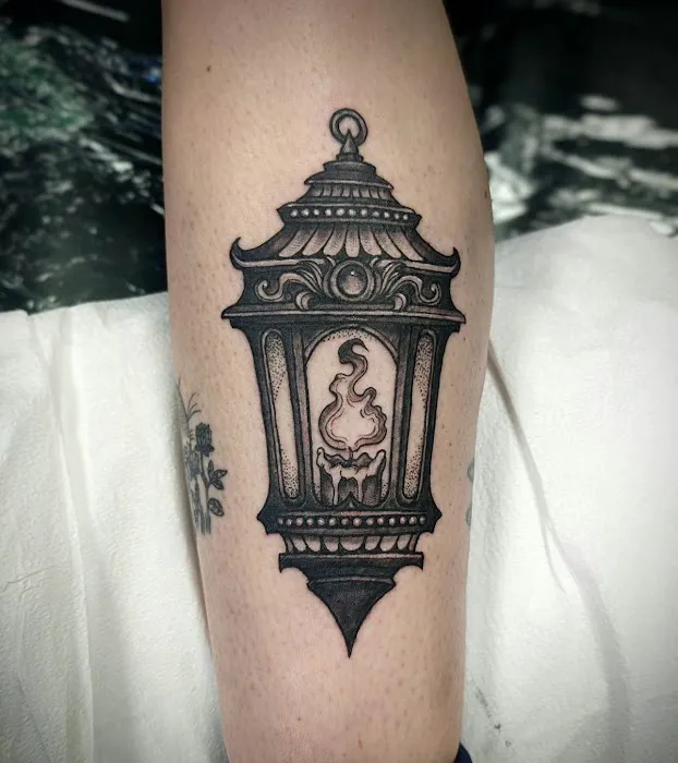 Oak & Iron Salon and Tattoo - First Ward 3