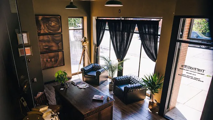 The Parlour of Buffalo 9