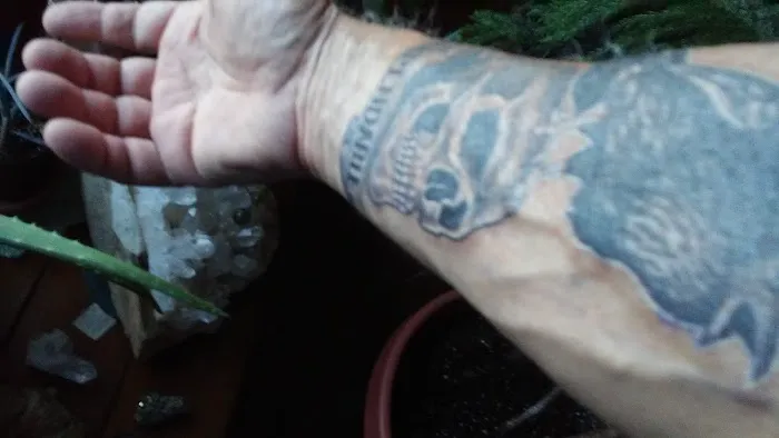 Willow Street Tattoo 0