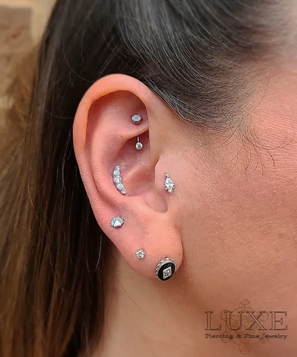 Luxe Piercing & Fine Jewelry 1
