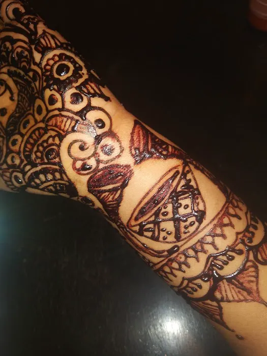 Soni’s Henna Tattoo Parlor 0