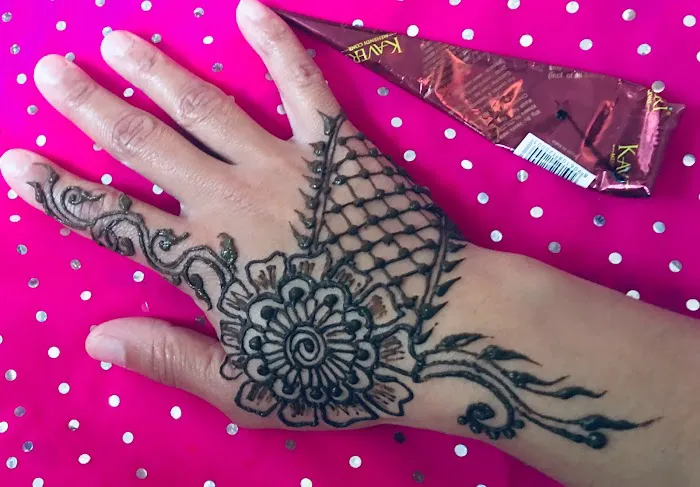 Soni’s Henna Tattoo Parlor 7