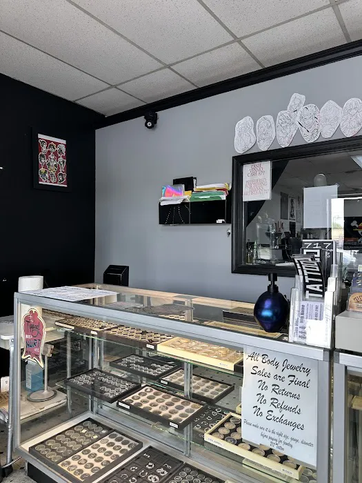 717 Tattoo, Body Piercing, & Tattoo Removal Studio 3 2
